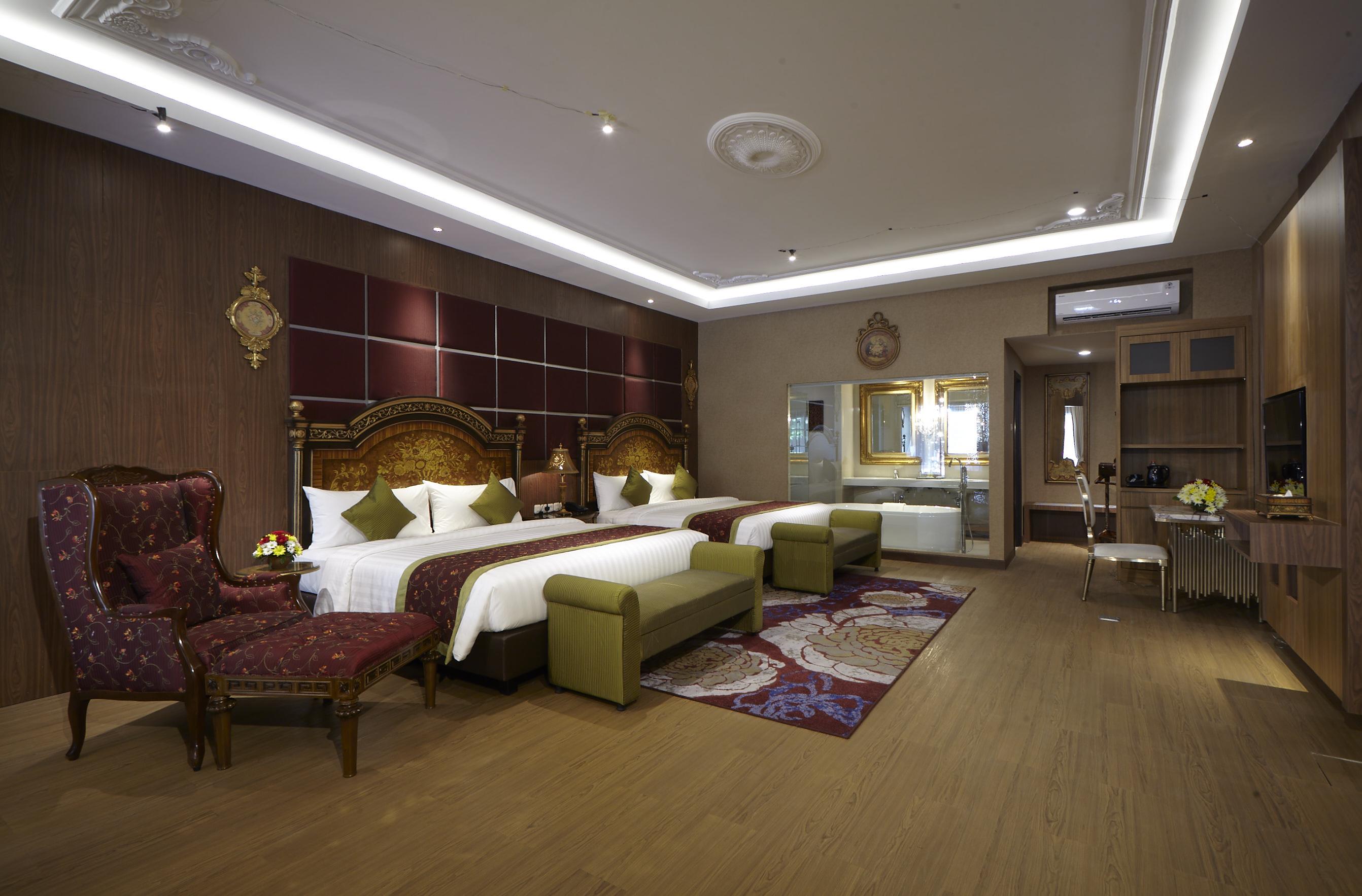 Ramada Suites By Wyndham Solo Εξωτερικό φωτογραφία